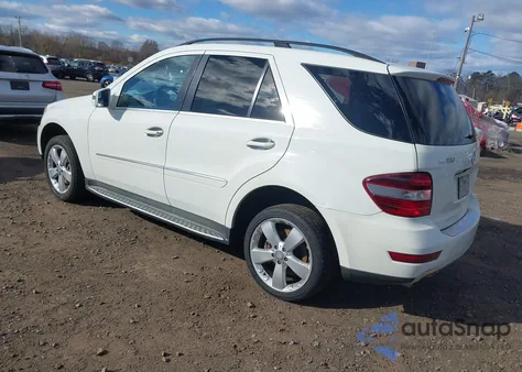 2011 Mercedes-Benz Ml 350 4Matic z USA, uszkodzony, nr VIN 4JGBB8GB4BA729068